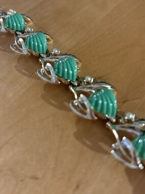 Vintage Mint Green Thermoset Style Bracelet
